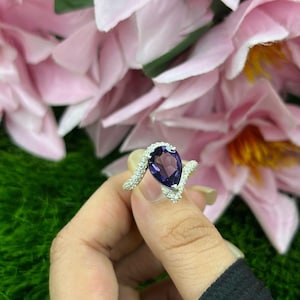 Pear Cut Purple Sapphire Ring: Vintage 925 Sterling Silver