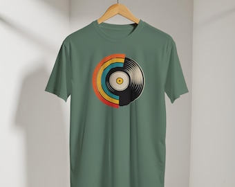 Retro Vinyl Record T-Shirt - Vintage Music Lover Tee - Music Enthusiast Gift, Aesthetic 70s 80s Record Player Shirt for Men and Women