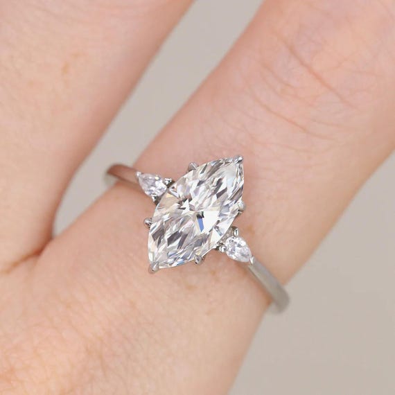 Anello Solitario Fiore Di Loto Anello Fiore Di Loto Legno Anello