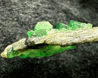 Emerald Specimen: Raw Green Terminated Crystals on Matrix 58 Carats from Swat