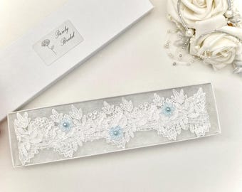Wedding garter, Blue and Off White, Guipure Lace with blue daisies, Gift Boxed