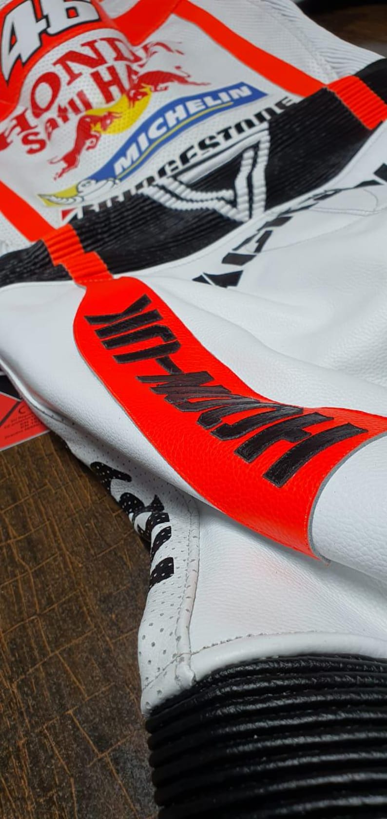Repsol Honda Racing Läder | Valentino Rossi 46 Tribute | One Heart-ställ | CE-godkända skydd bild 5