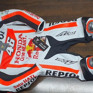 Repsol Honda Racing Läder | Valentino Rossi 46 Tribute | One Heart-ställ | CE-godkända skydd bild 1