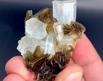 Natural Aquamarine Crystal on Muscovite Mica, Skardu Pakistan