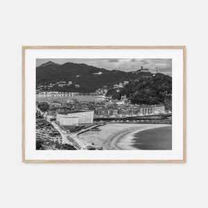 Impressão de pôster fotográfico de San Sebastian horizontal, arte em preto e branco de San Sebastián, fotografia de San Sebastian, viagem, pôster de mapa