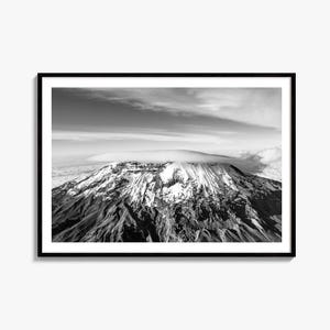 Zwart-wit kunstfoto van de Kilimanjaro, poster uit Tanzania, wanddecoratie uit Afrika
