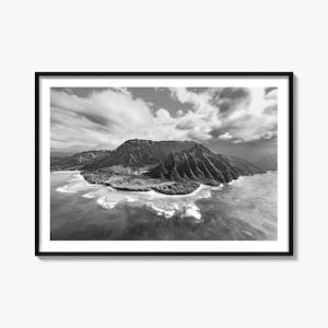 Hawaii Black and White Poster No 2, Hawaii Black and White Art, Wall Photography, Travel, Hawaii Map Poster