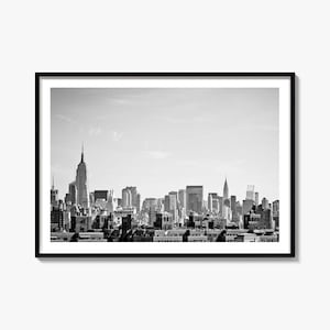 Queens Black and White Poster New York, Queens Photography Print, Queens Wall Photography, Queens Travel, Queens Map Poster