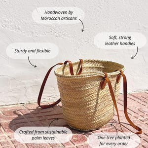 Long Leather Handle Straw Basket Bag, Beach Basket, French Style Market Basket, Straw Bag, French Market, Basket, grocery market bag