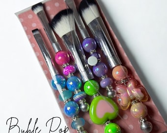 Set med pärlformade sminkborstar, set med sminkborstar, unika borstar med pärlhandtag, present till henne, handgjorda glamourborstar, present till sminkälskare