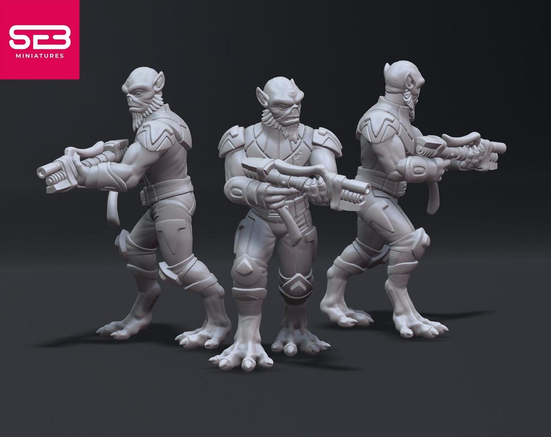 Bulky Alien 1 (sculpted by Anvilrage Studios) - Etsy