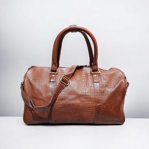 Bolso de fin de semana de piel marrón – Estampado de cocodrilo | Pequeño bolso de viaje y fin de semana, bolso unisex de lujo