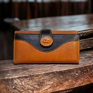 Cartera de piel para mujer - cierre magnético - billetera plegable - naranja y negra - tamaño mediano
