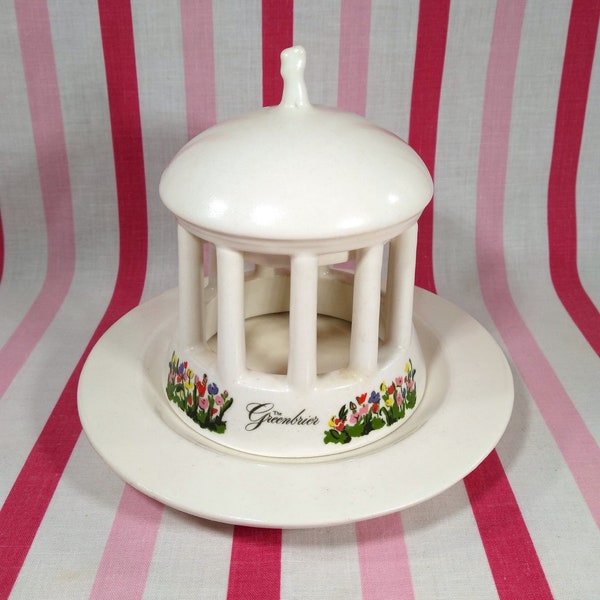 Beautiful Vintage Greenbrier Resort Iconic Ceramic Gazebo 2pc Candle Holder