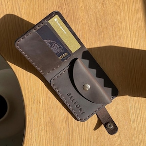 Brown personalisierte minimalistische Leder Herren Geldbörse, handgefertigte Lederaccessoires für ihn, Custom Book Cute Wallet, einzigartiges Geburtstagsgeschenk