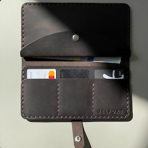 Braune Leder Herren Geldbörse, personalisierte Rucksack Geldbörse, Reise-Zubehör, Bargeld Umschlag Kupplung, Geschenk für ihn Vater Vater Junge Scheckheft Cover