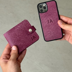 Cartera de cuero minimalista personalizada para mujer, accesorios de cuero hechos a mano para ella, linda billetera con forma de libro personalizada, regalo de cumpleaños único para mamá