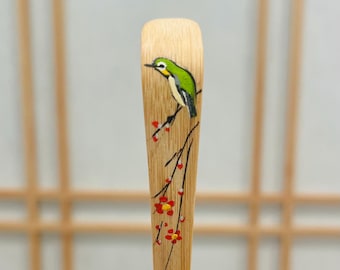 Hand Painted &quot;Bird on a Plum Tree&quot; Matcha Tea Scoop Shirotake Chashaku