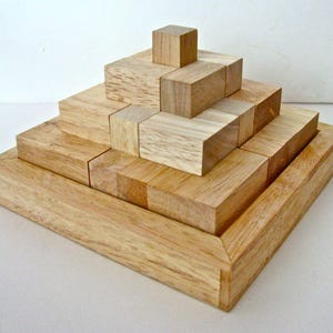 Pyramid Puzzle - Natural