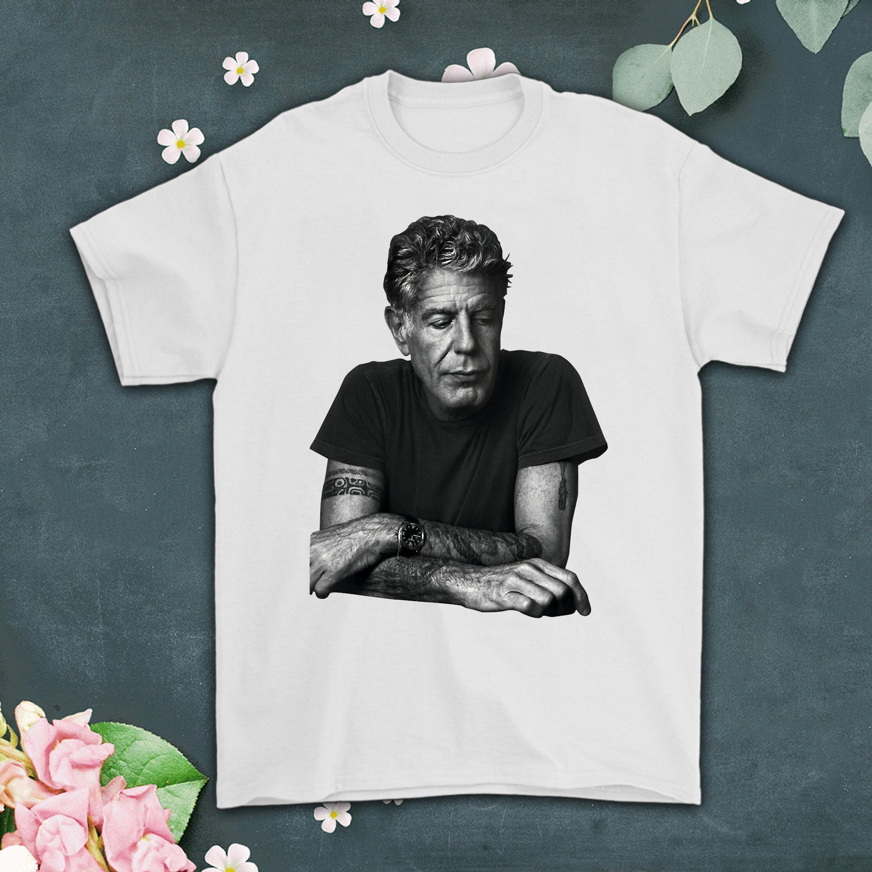 Discover Maglietta T-Shirt Anthony Bourdain Uomo Donna Bambini Memory Vintage