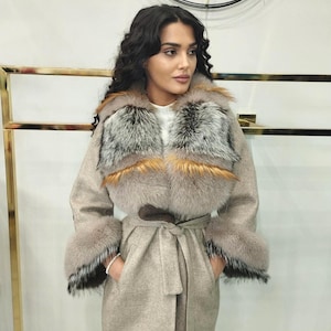 Luxury Alpaca Coat: Natural Fox Fur Trim, Winter Woman&#39;s Coat
