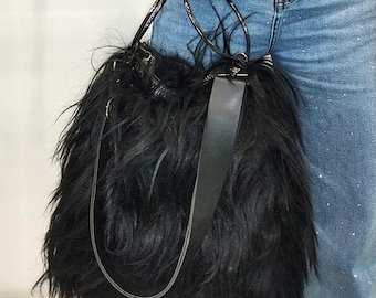 Ruban Perforated Lamb Leather Bag in Or main image 0