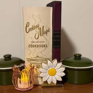 Vintage Hall Forest Green Casserole Baking Dish #64 with Vented Lid - Retro Ceramic Cookware