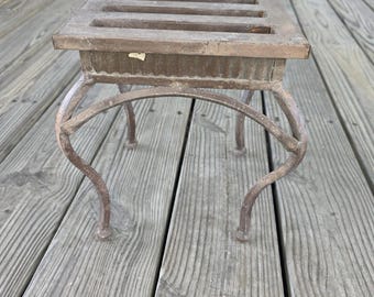 Vintage Antique? Metal Plant Stand 10"x8" Victorian Farmhouse MCM READ