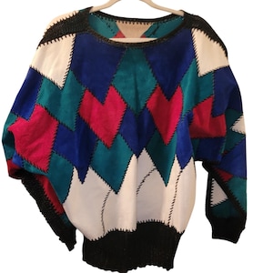 Vintage 80s Womens Leather Patchwork Heart Print Sweater Shoulder Pads Retro