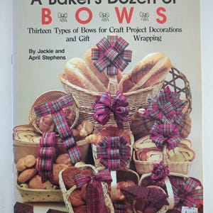 Vintage Plaid Craft Booklet #8064 A Baker's Dozen of Bows
