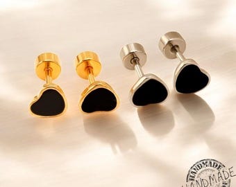 Titanium Black Heart Flat Back Stud Earrings Hypoallergenic Waterproof Non Tarnish Vintage Minimalist Implant Grade Titanium Jewelry