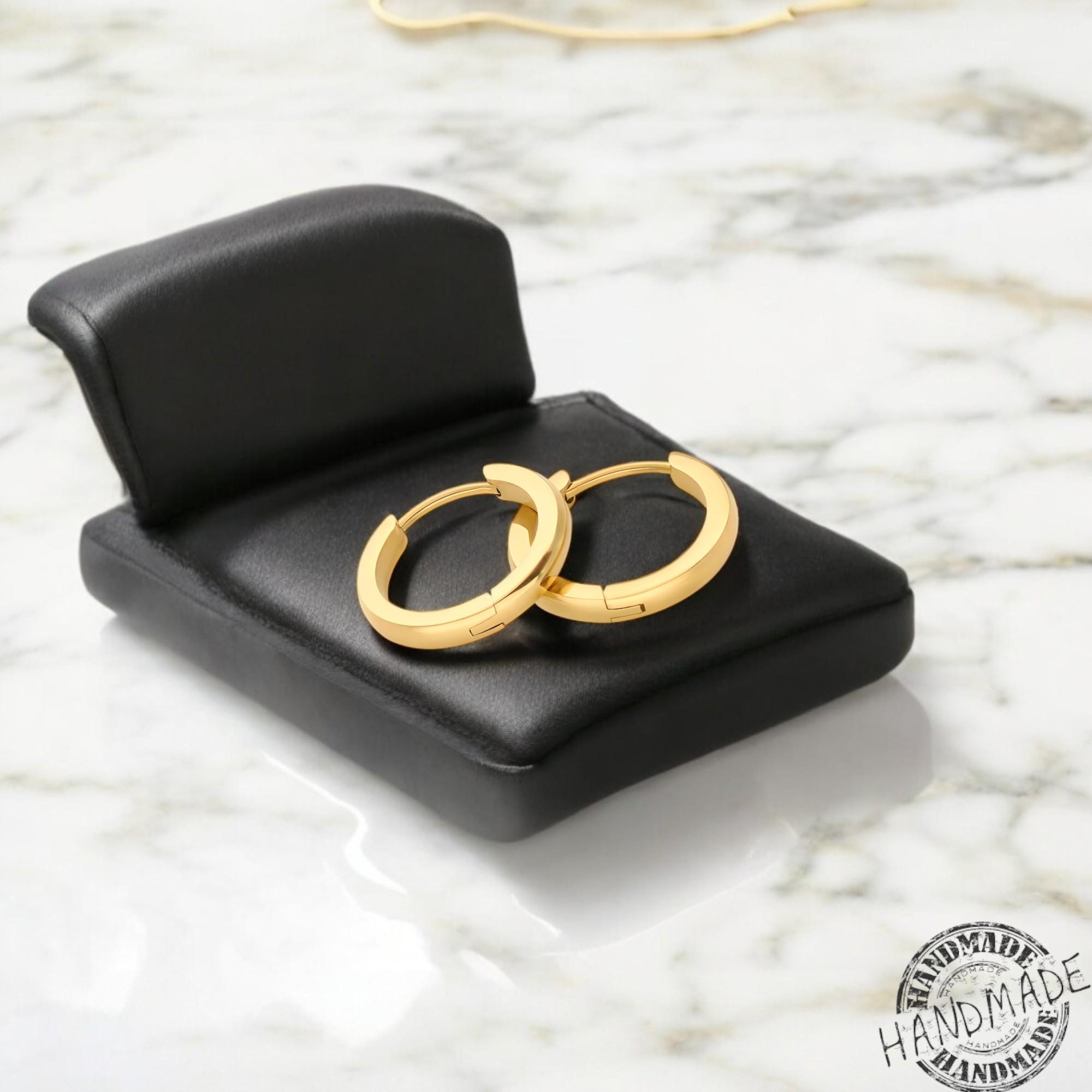 Minimalist Titanium Huggie Hoop Earrings, 20G Stainless Steel Small Hoops, Unisex Gold Piercing Jewelry, Classic Round Punk Rock Party Gift