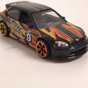 Honda Civic type R Keychain diecast mini toy car key keychain accessories car replica keychain accessories decoration 1:64 scale