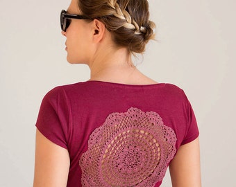 Burgundy dark red t-shirt  with upcycled vintage crochet doily back - Size S