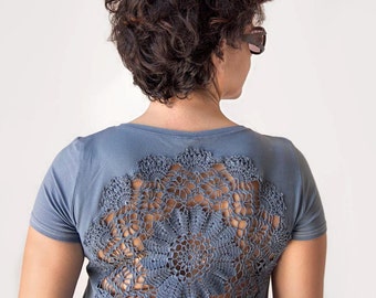 Steel Grey t-shirt  with upcycled vintage crochet doily back - size L