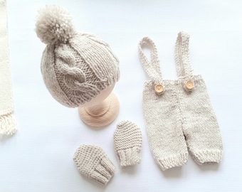 Custom  color newborn boy girl outfit -hat pants mittens bundle Handmade custom baby shower gift New baby coming home knit outfit set