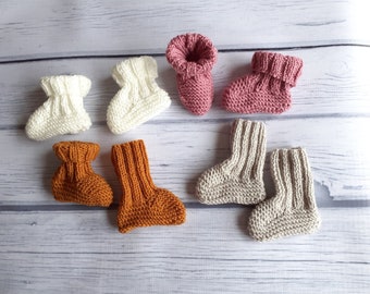 Newborn knit booties-baby first shoes pram crib booties-pregnancy announcement prop-baby infant winter knit socks-handmade baby shower gift