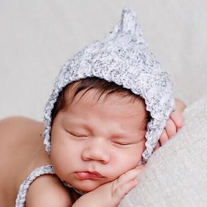 Hand knitted baby bonnets-Custom colors pointy pixie baby hats- Newborn 0-3 month 6-12 months