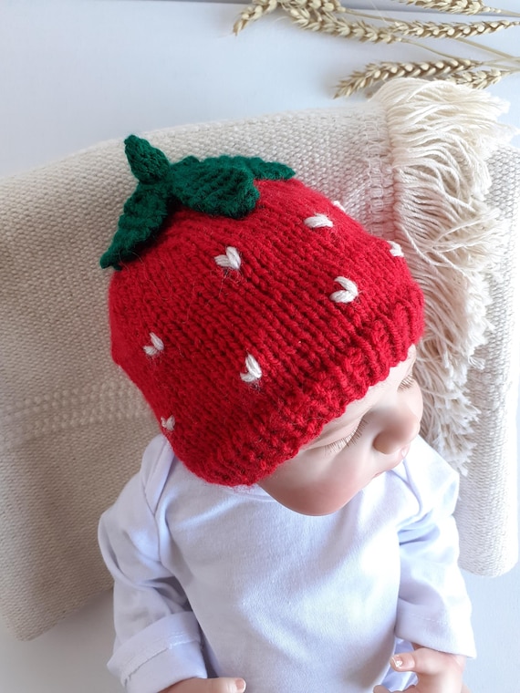 Knit strawberry newborn hat- Strawberry baby shower gifts- New born hospital fruit beanie crochet