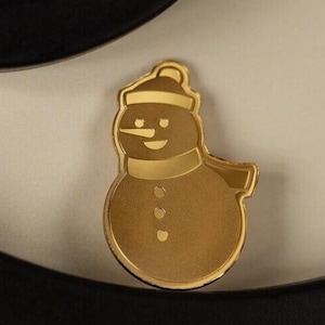Snowman Shaped Fine Gold Coin • 1/2 Gram Fractional Gold Bar in Capsule (99.99% Pure) 24K • Silk Finish by CIT Mint • 2023 Palau 1 Dollar