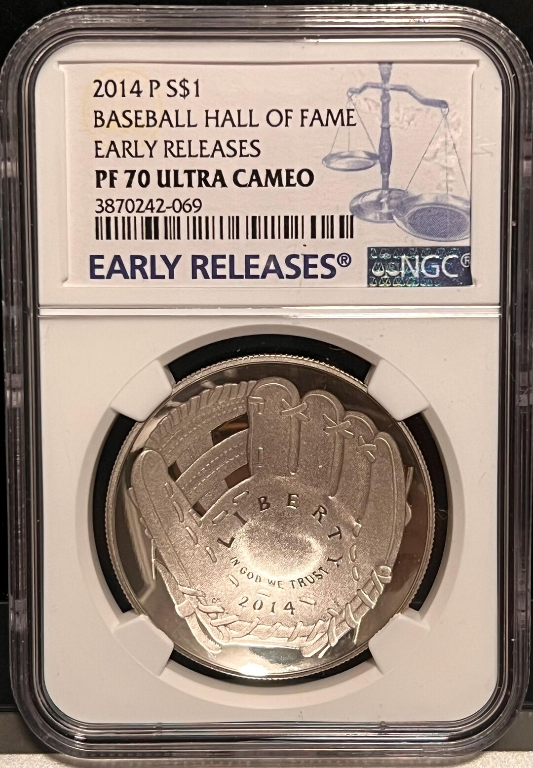 2014-p National Baseball Hall Of Fame Silver Dollar