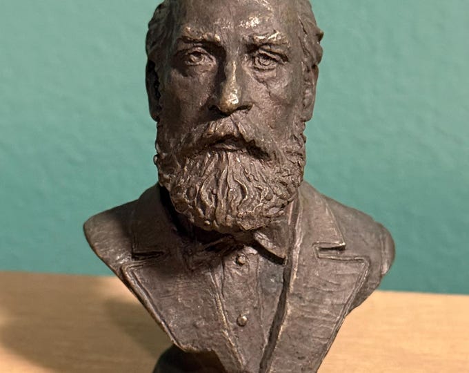 1977 Franklin Mint Presidential Bust Vintage Solid Bronze Statue, James A. Garfield (1881)
