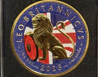 2025 United Kingdom British Lion, Union Jack Diamond Dust Edition • 1 oz Pure Silver in Capsule with Display Stand (.999 Fine)