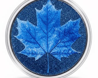 Winter Maple Colorized Copper Round in Capsule with Display Box & Stand • 1 oz Pure Copper (.999 Fine) • Limited Mintage of 5000