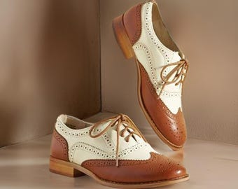 Scarpe Oxford Unisex Due Toni Vintage - Pelle Traforata Wingtip Brogue - Nero/Rosso - Perfette Per Spettacoli E Uso Quotidiano