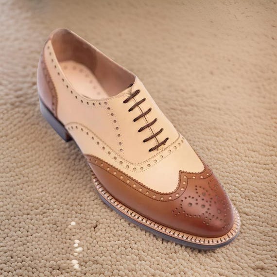 Cream Leather Oxford Brogues with Wingtip Design Luxe Linen & Leather: Natural/Beige Wingtip Lace Shoes  main image 2