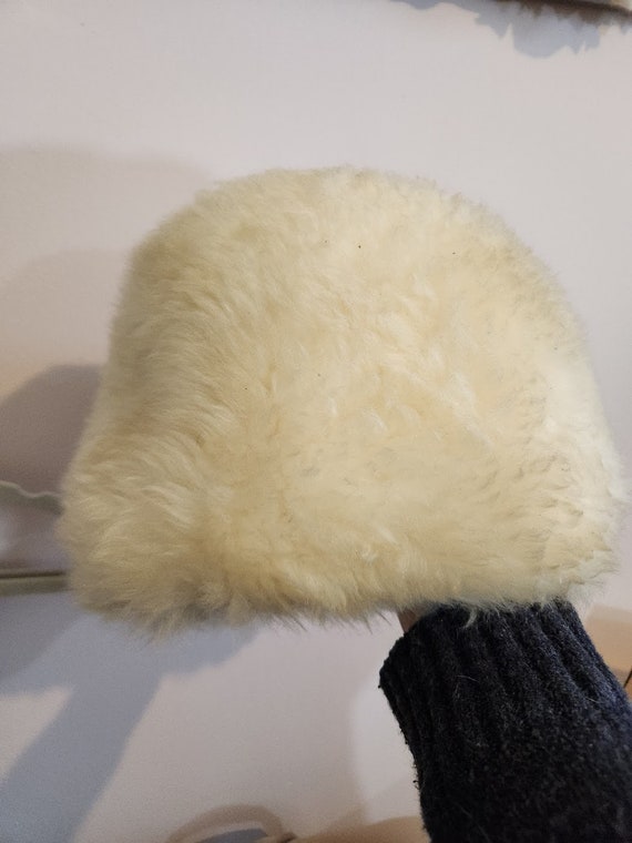 Vintage Alexander's Shearling Hat Small Vintage W… - image 6