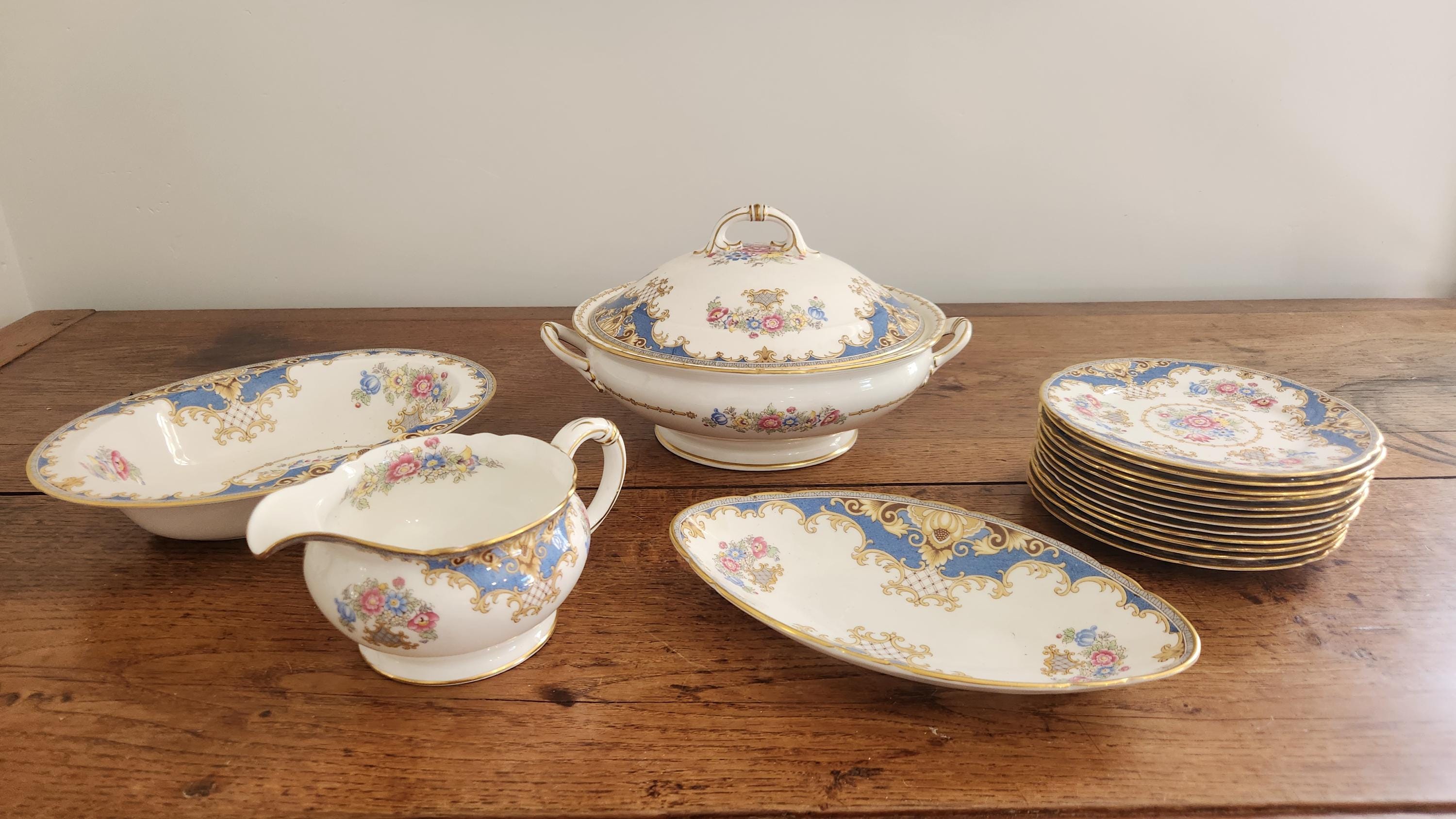 Shelley Dinner Set - Etsy