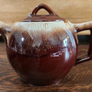 Classic 1970s Vintage McCoy Pottery Brown Drip Teapot, 140