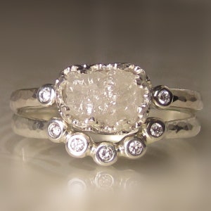 White Raw Diamond Engagement Ring, Raw Diamond Wedding Set, Hammered Rough Diamond Ring, 1.86CTS